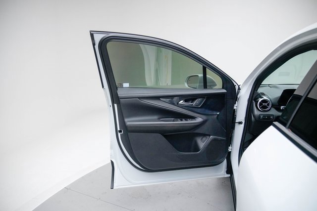 Used 2024 Chevrolet Blazer EV LT image 22