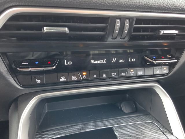 Certified 2024 MAZDA CX-90 Plug-In Hybrid w/ Premium Pkg image 27