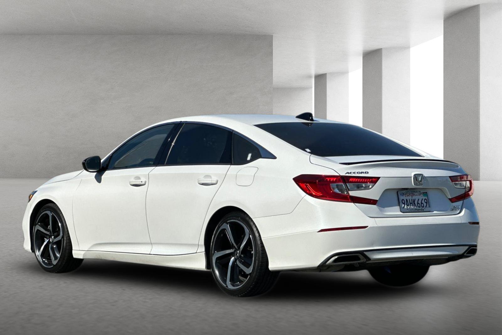 Certified 2022 Honda Accord Sport image 6