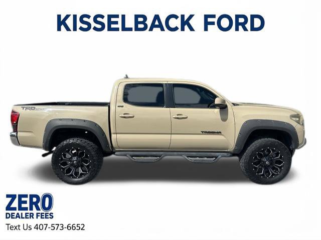 Used 2019 Toyota Tacoma SR5 RWD image 2