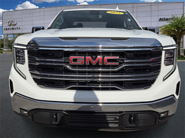 Used 2025 GMC Sierra 1500 SLT image 3