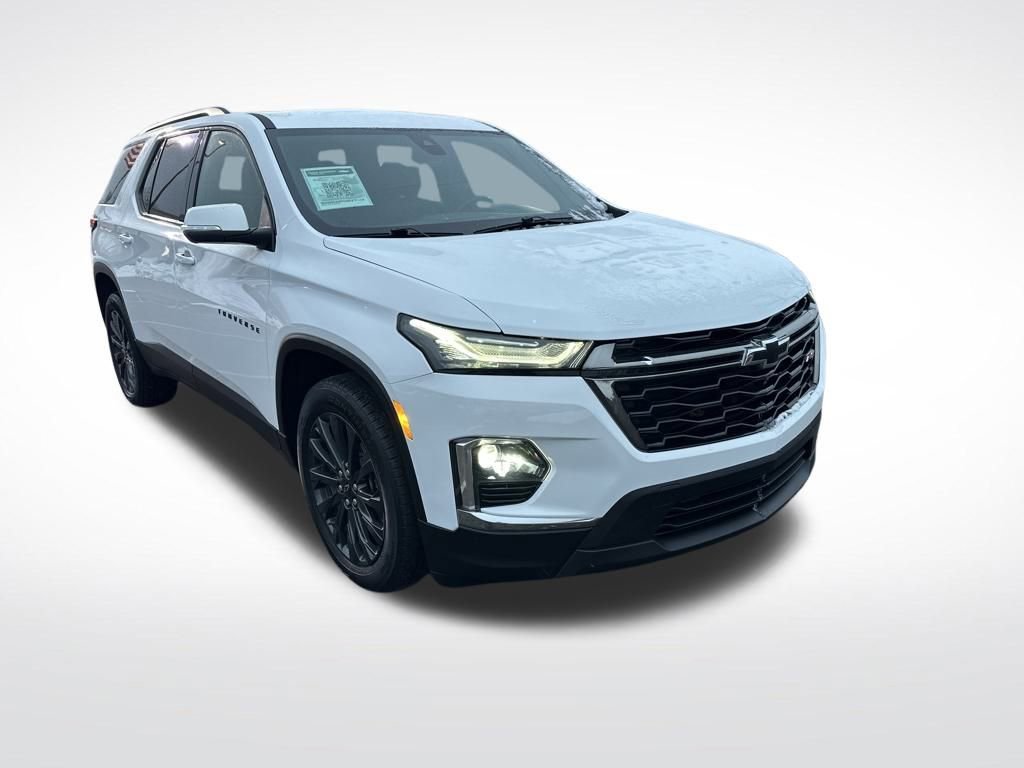 Certified 2023 Chevrolet Traverse RS w/ LPO, Floor Liner Package image 7