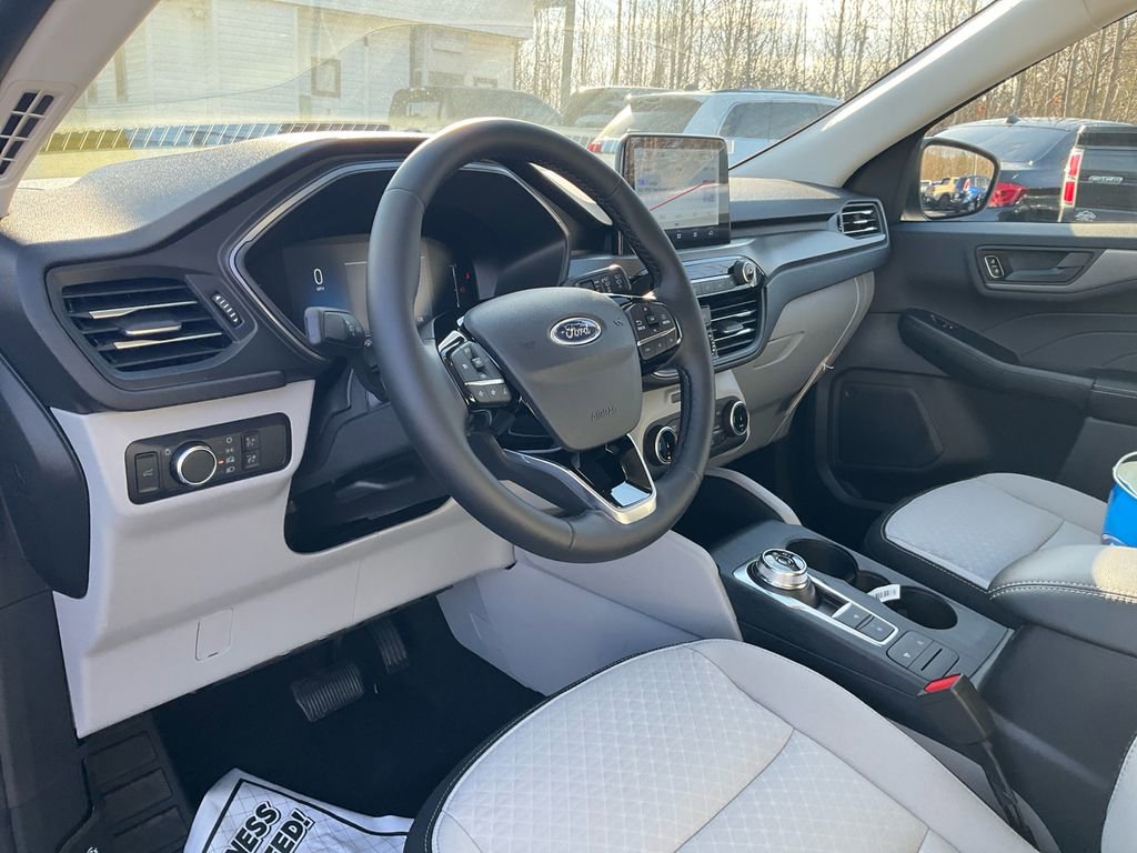 New 2026 Ford Escape Active w/ Cold Weather Package image 15
