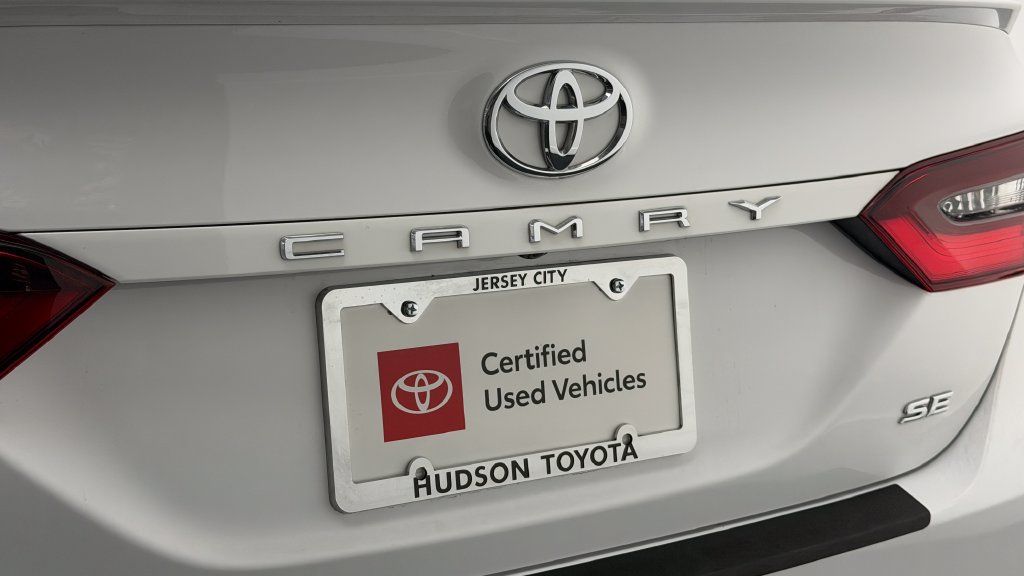 Certified 2024 Toyota Camry SE w/ Cold Weather Package FWD image 7