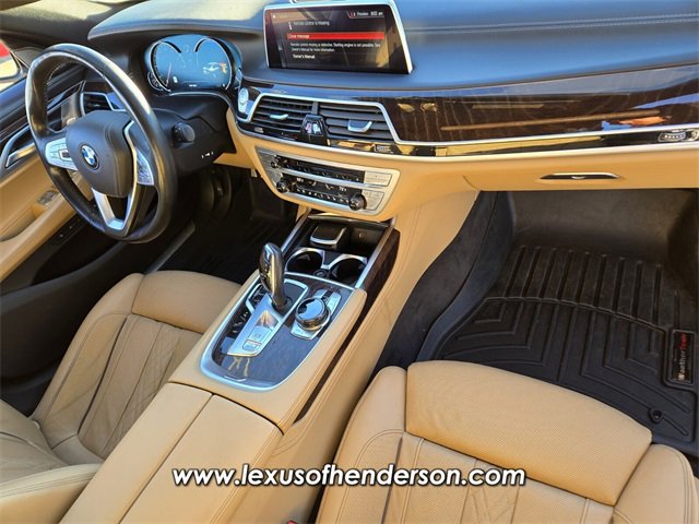 Used 2019 BMW 750i w/ Executive Package image 18