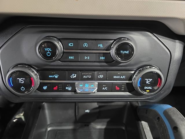 Used 2023 Ford Bronco Wildtrak image 24