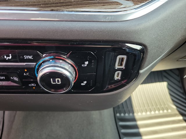 Used 2024 GMC Sierra 1500 Elevation AWD/4WD image 15