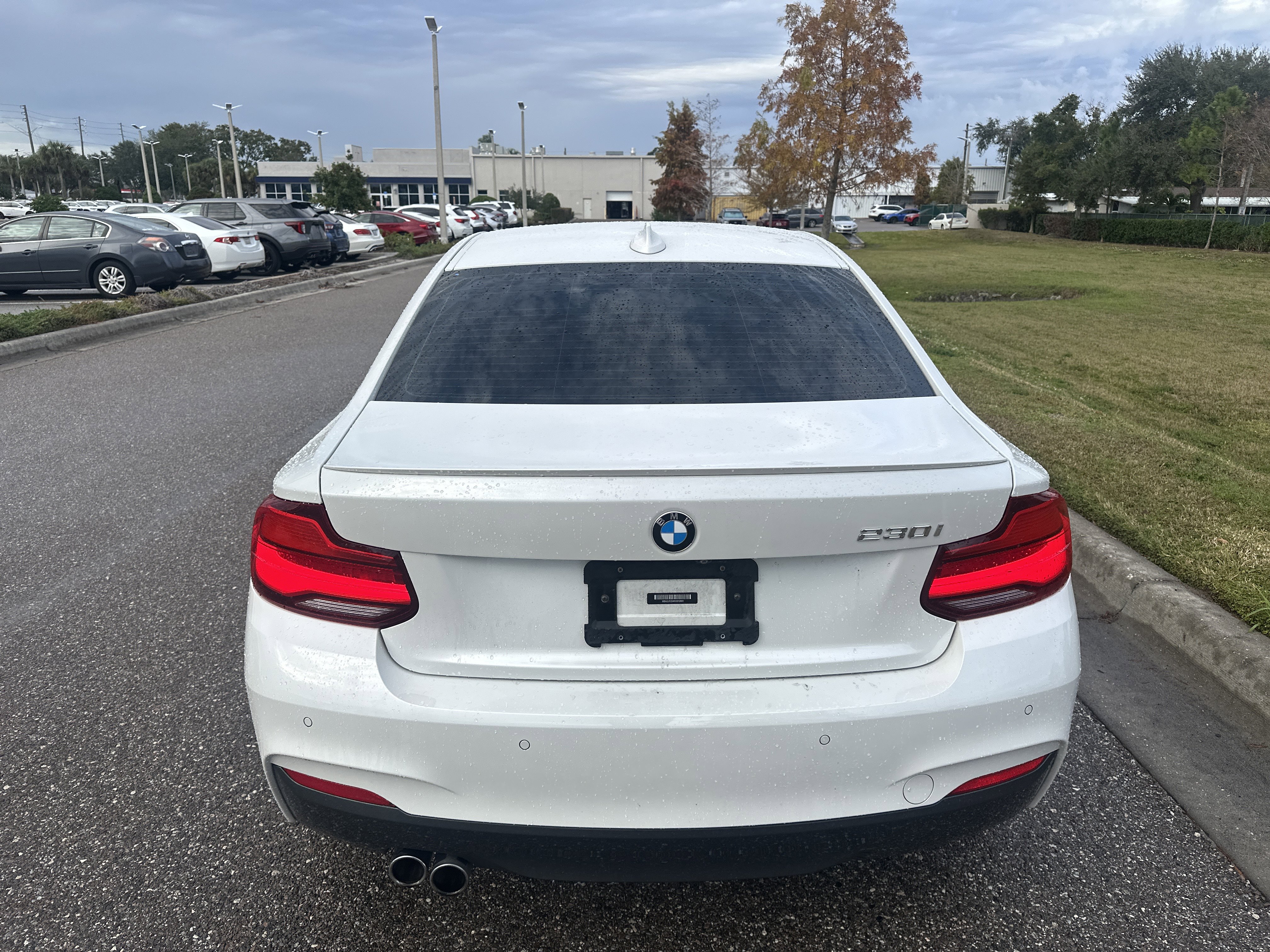 Used 2019 BMW 230i Coupe w/ M Sport Package image 7