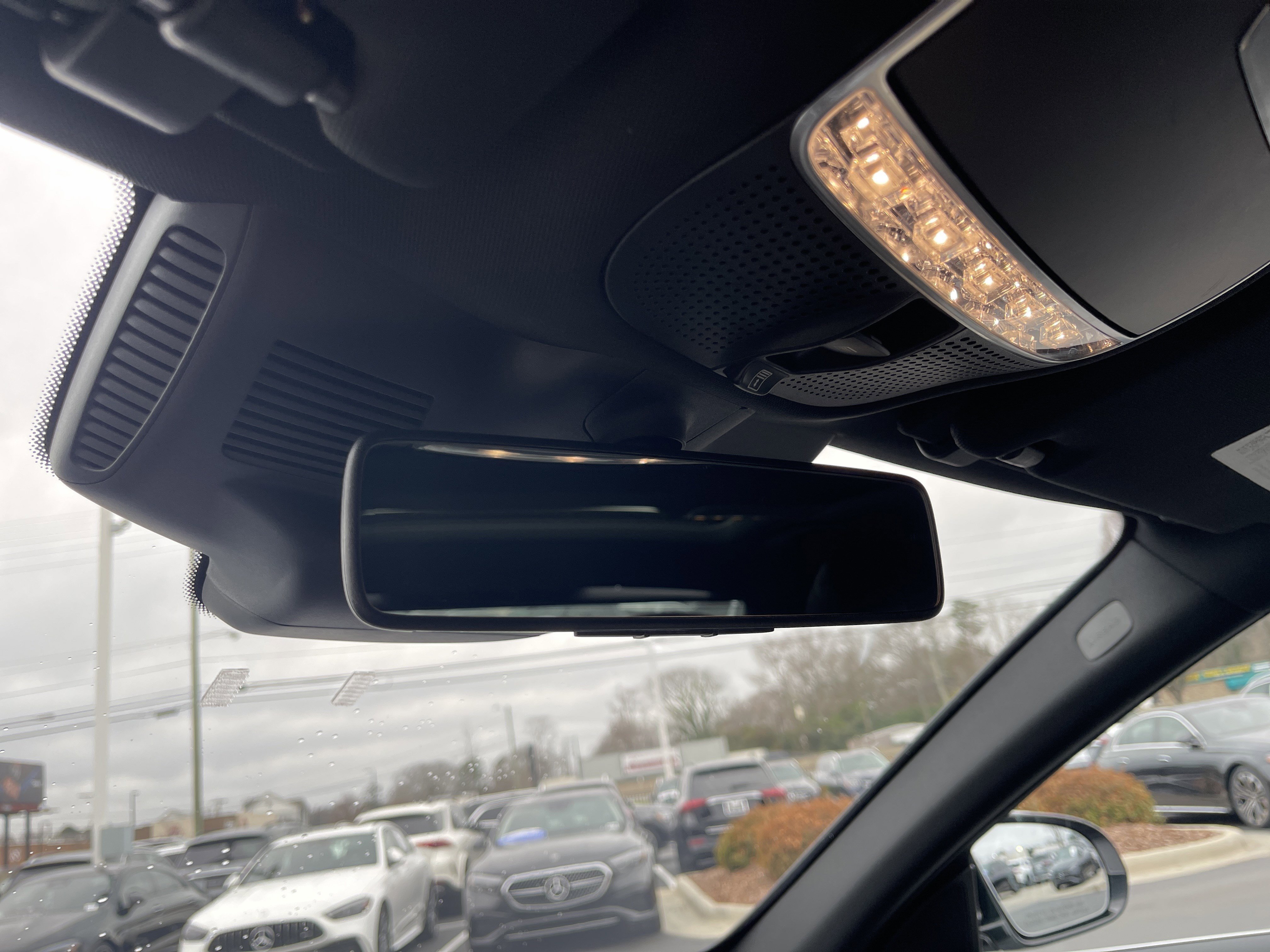 Used 2019 Mercedes-Benz S 560 Sedan image 27