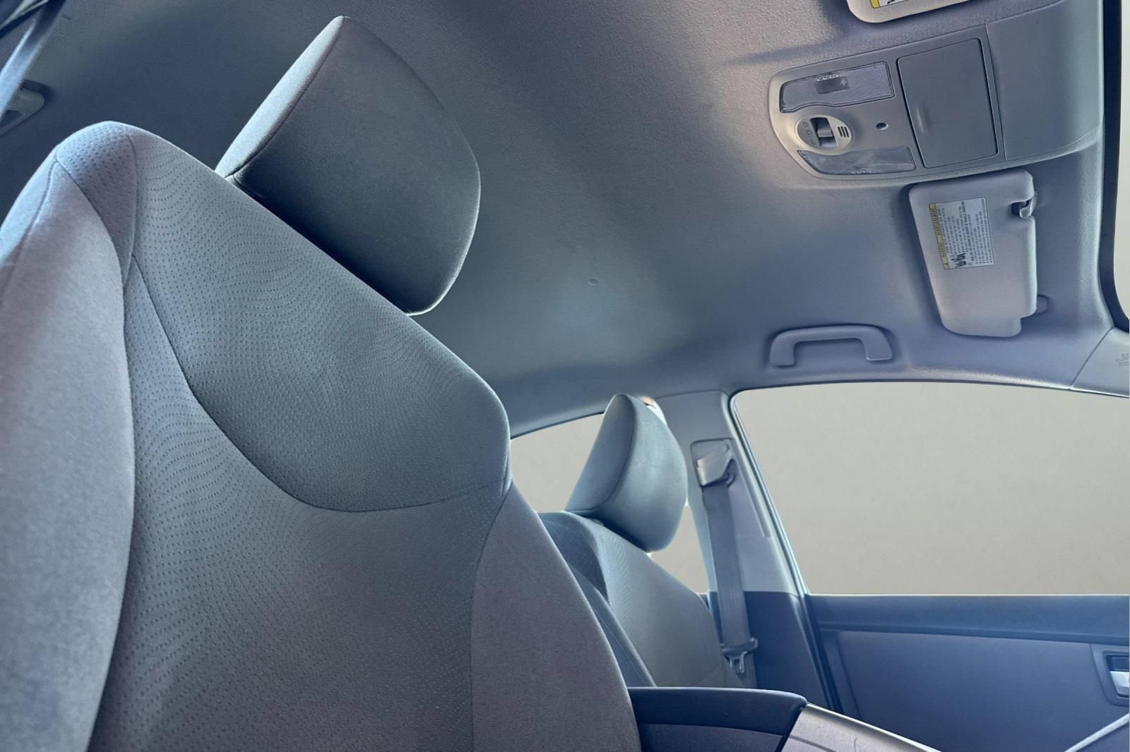 Used 2014 Toyota Prius Three FWD image 21