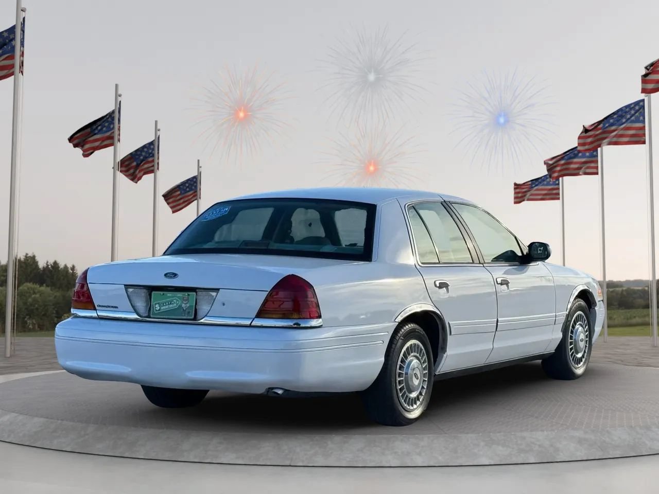 Used 2001 Ford Crown Victoria RWD image 4