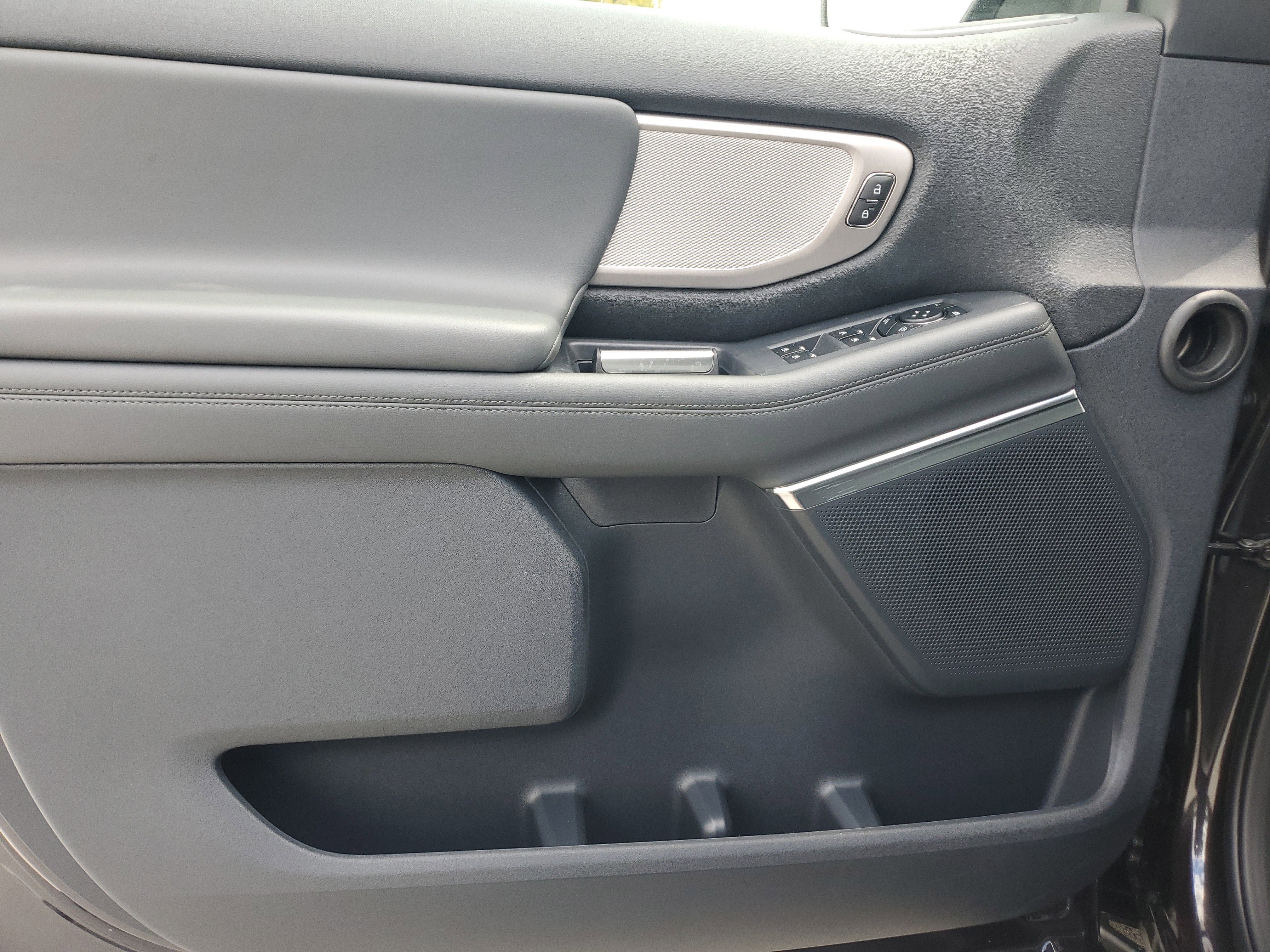 New 2026 Ford Expedition Active RWD image 13