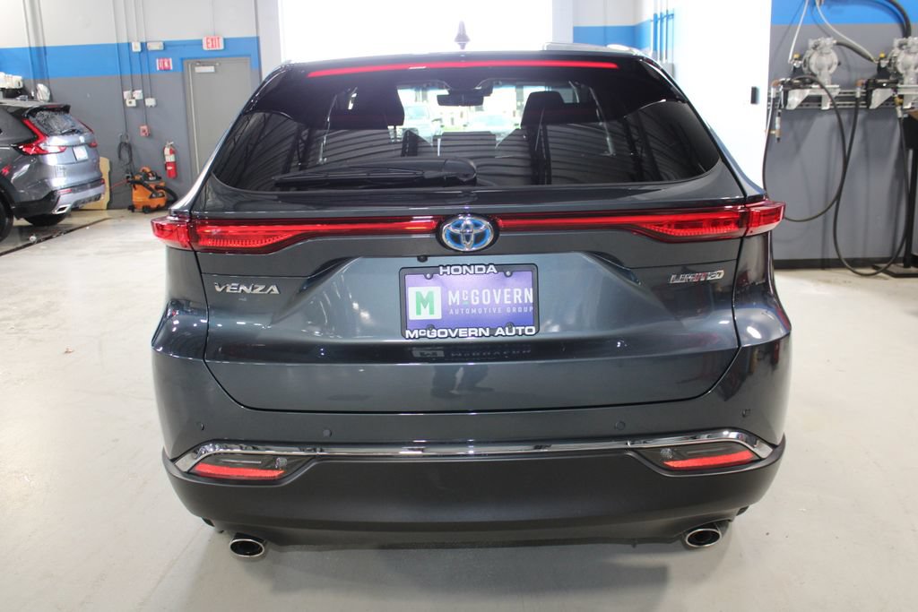 Used 2024 Toyota Venza Limited AWD/4WD image 25
