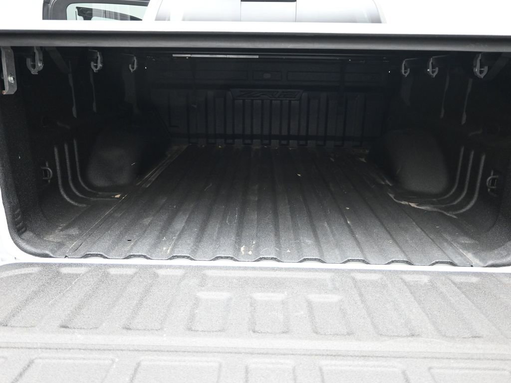 Used 2022 Chevrolet Colorado ZR2 image 12