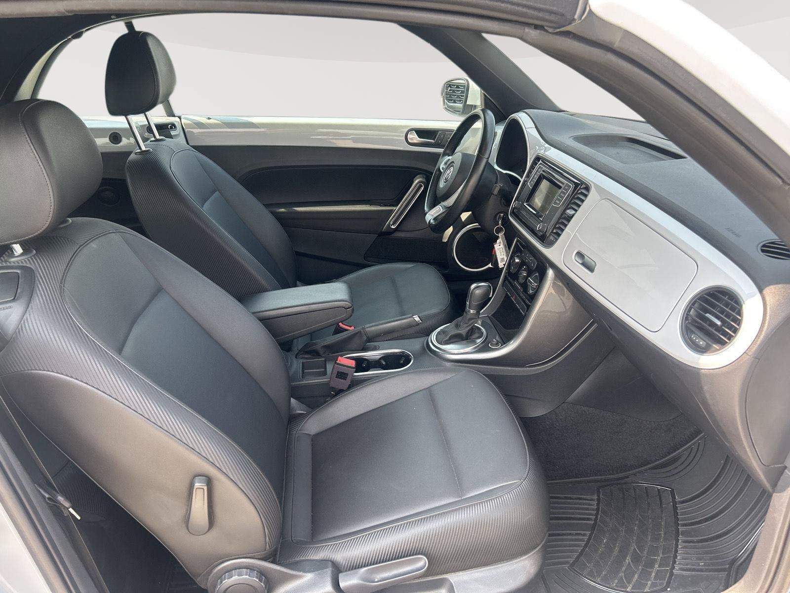 Used 2019 Volkswagen Beetle 2.0T S FWD image 9