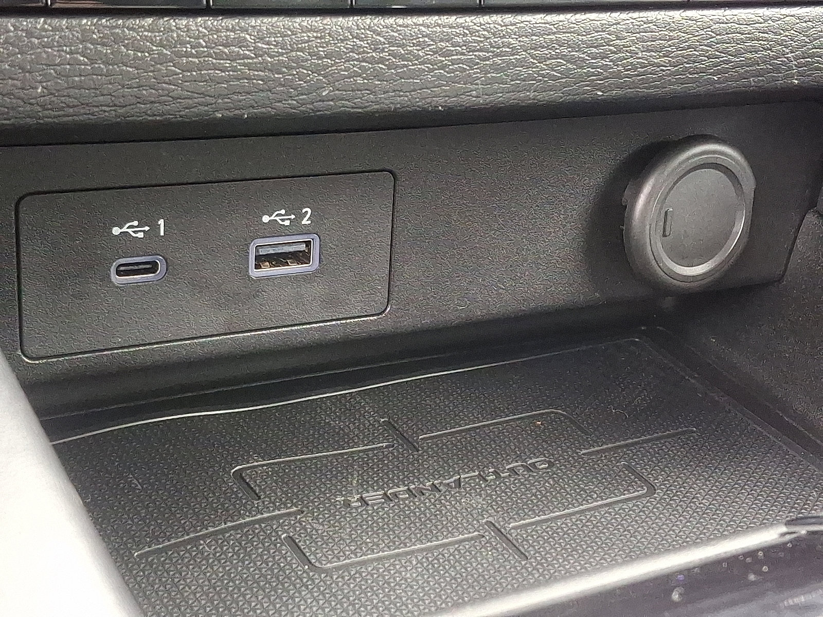 Used 2024 Mitsubishi Outlander ES image 24