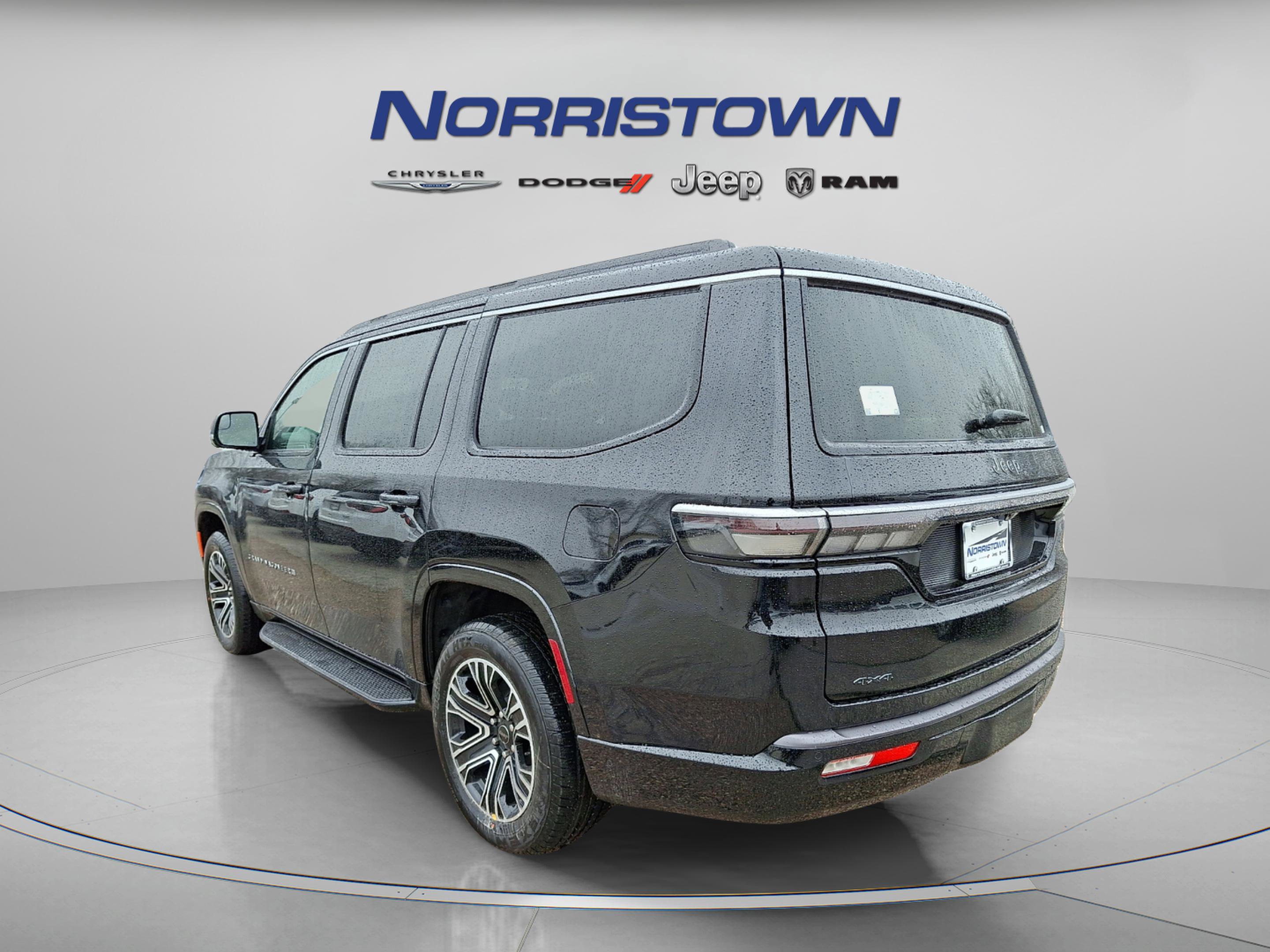 New 2026 Jeep Grand Wagoneer 4WD w/ Premium Group I image 3