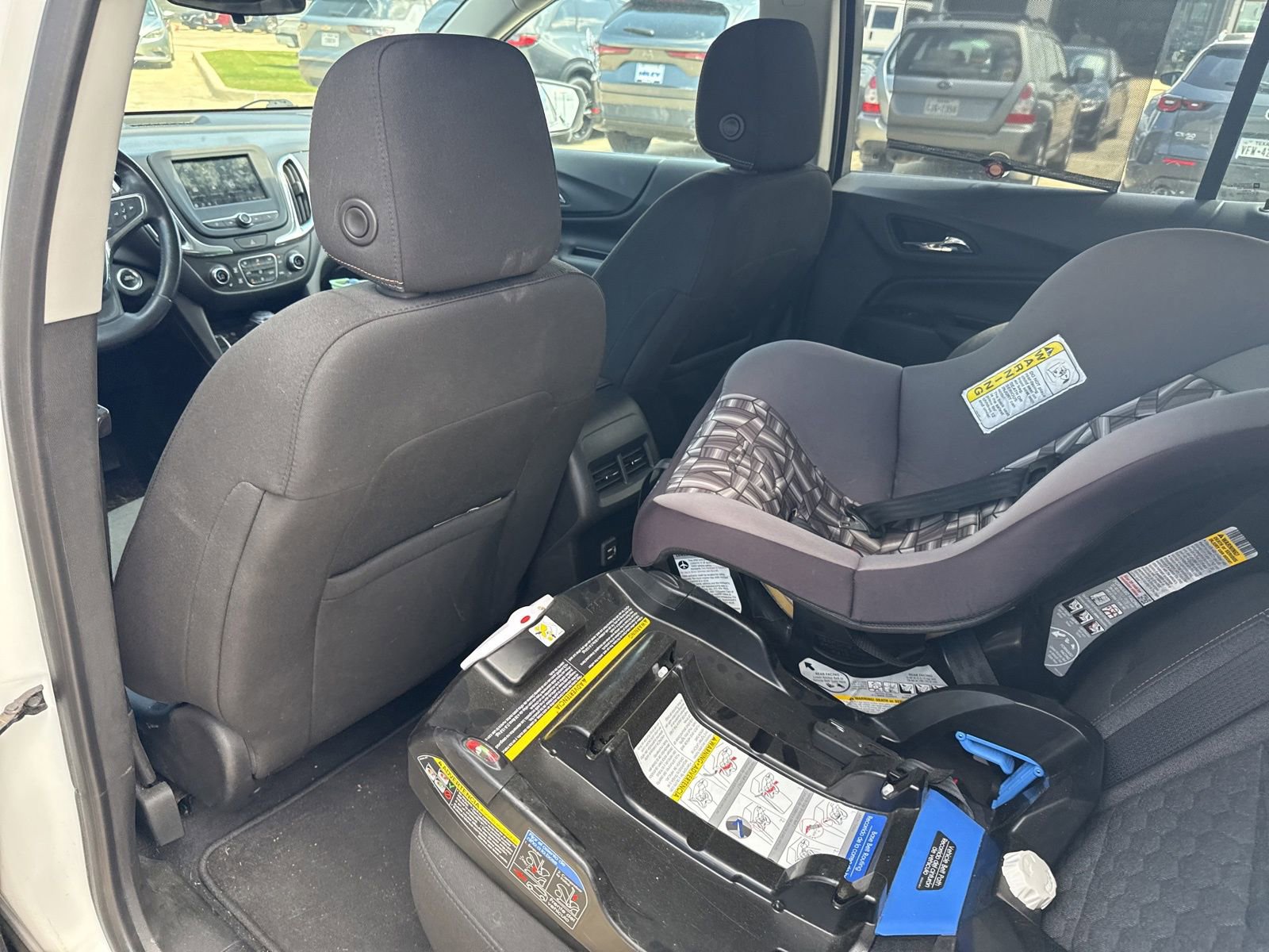 Used 2019 Chevrolet Equinox LT FWD image 26