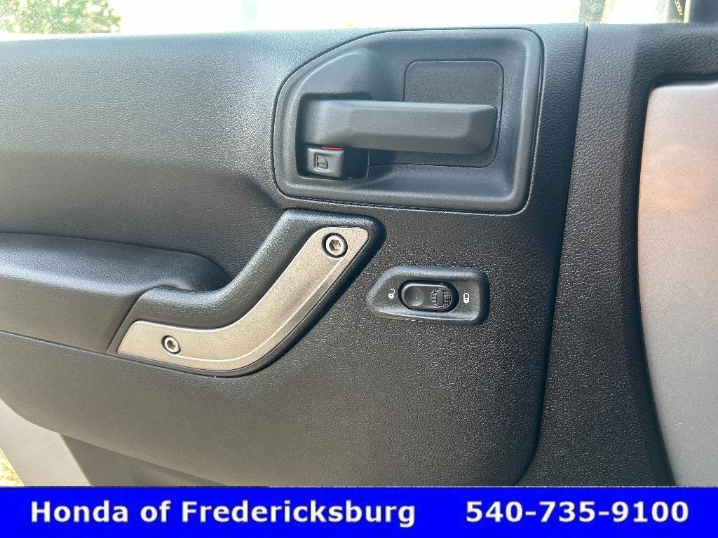 Used 2015 Jeep Wrangler Unlimited Sport w/ Quick Order Package 23S image 22