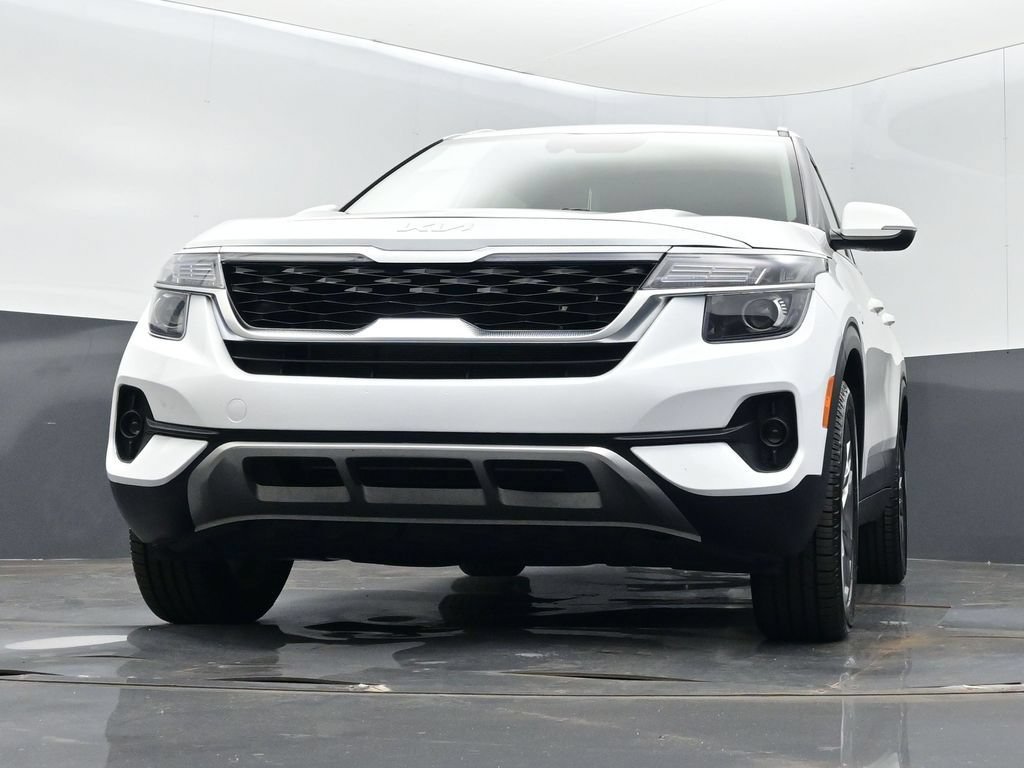Used 2022 Kia Seltos S AWD/4WD image 11