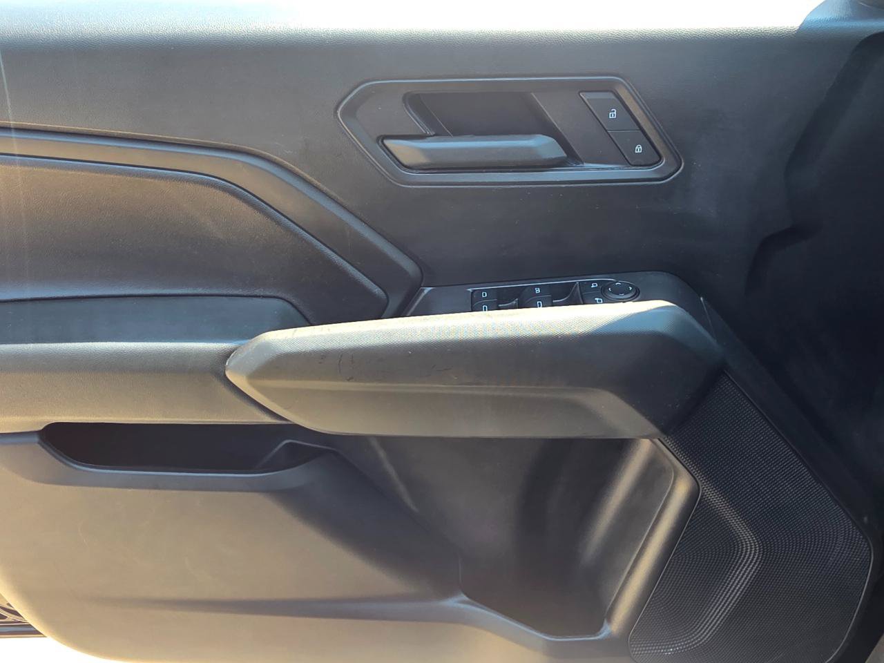 Used 2025 Chevrolet Colorado Trail Boss AWD/4WD image 12