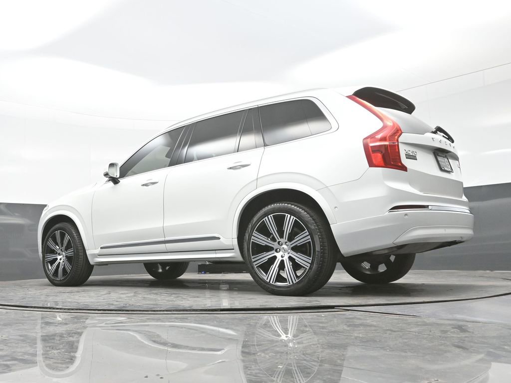 Used 2023 Volvo XC90 B6 Ultimate w/ Protection Package Premier image 32