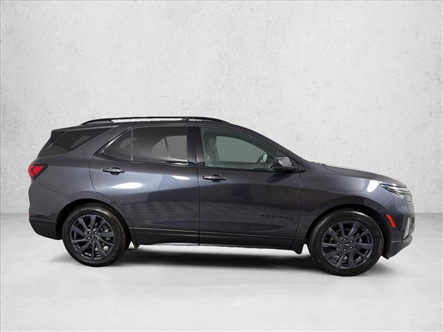 Used 2023 Chevrolet Equinox RS FWD image 3