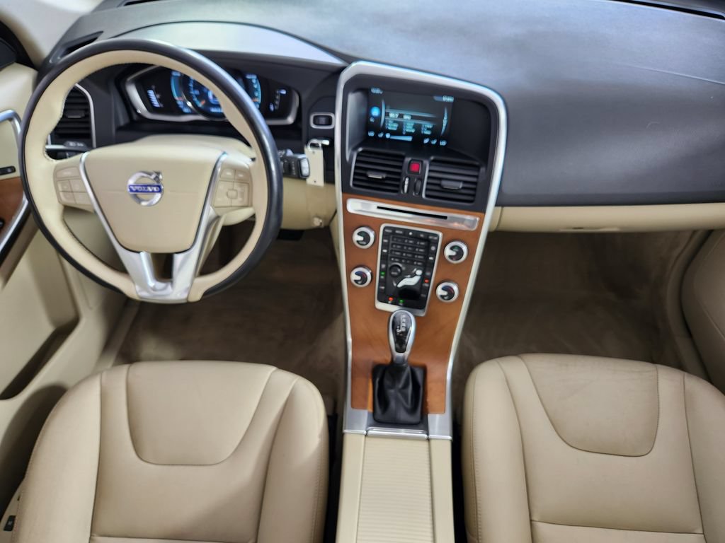 Used 2016 Volvo XC60 T5 Premier FWD image 15