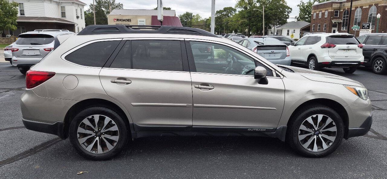 Used 2017 Subaru Outback 2.5i Limited AWD/4WD image 6