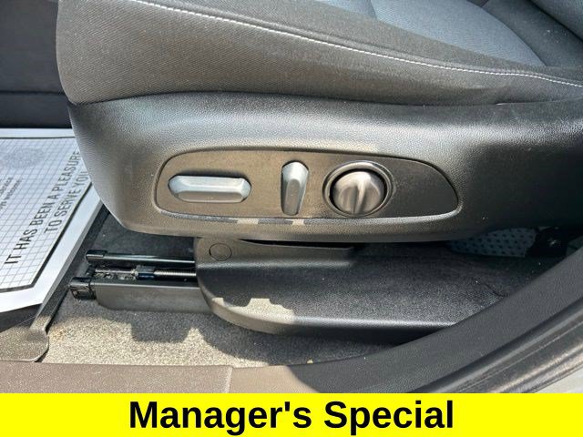 Used 2024 Chevrolet Blazer LT w/ Convenience Package FWD image 15