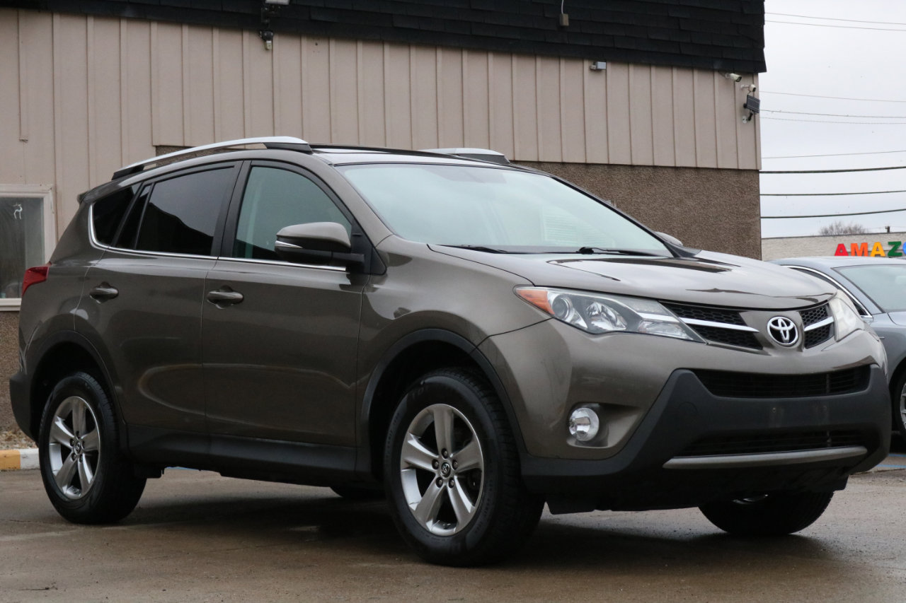 Used 2015 Toyota RAV4 XLE image 4