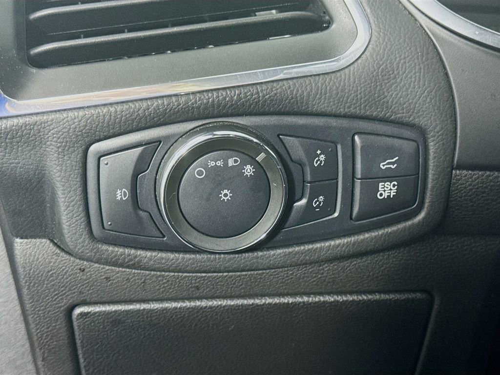 Used 2021 Ford Edge ST image 10