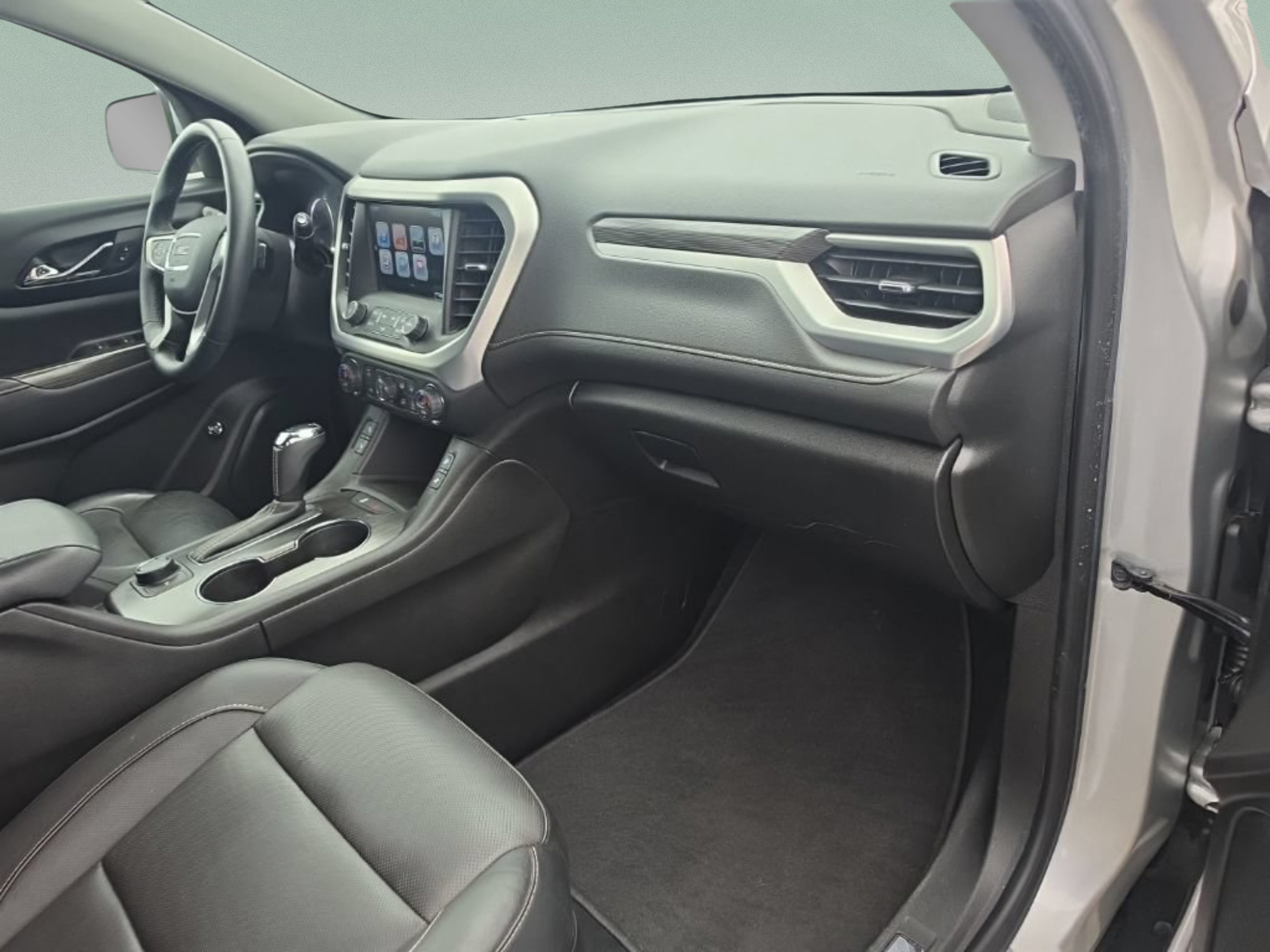 Used 2018 GMC Acadia SLT FWD image 34