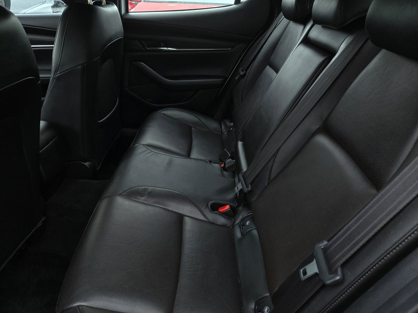 Used 2021 MAZDA MAZDA3 s image 12