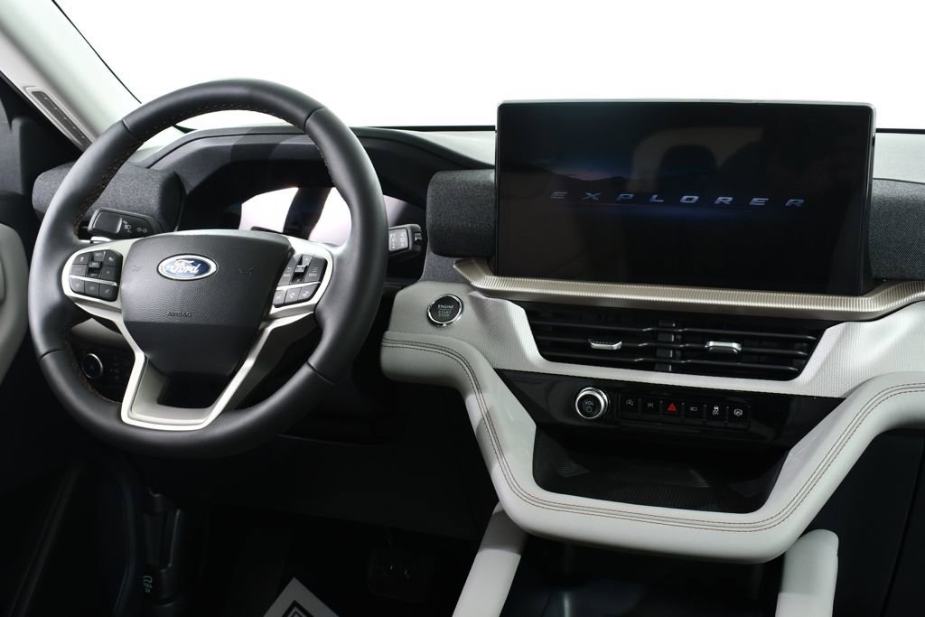 New 2026 Ford Explorer Active w/ Active Comfort Package AWD/4WD image 8