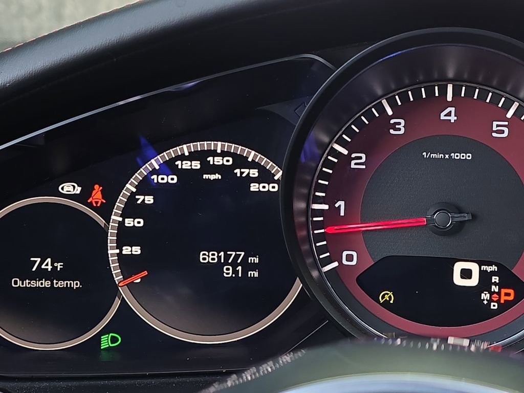 Used 2018 Porsche Panamera 4S w/ Premium Package Plus AWD/4WD image 38