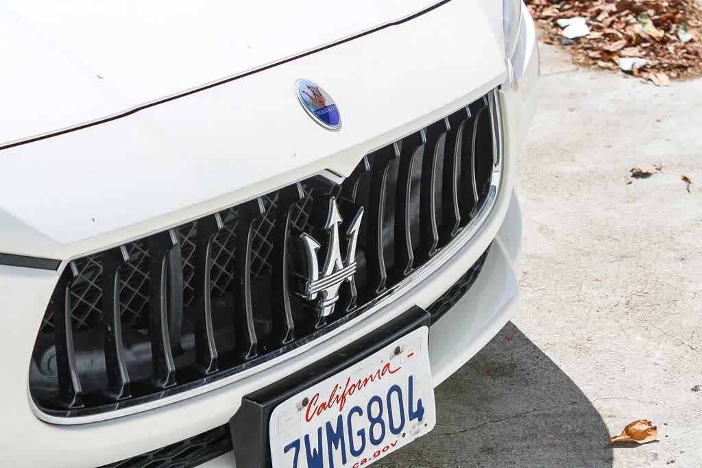 Used 2017 Maserati Ghibli S RWD image 11