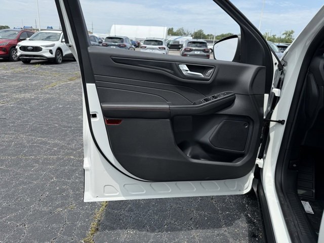 New 2025 Ford Escape ST-Line w/ Cold Weather Package image 20