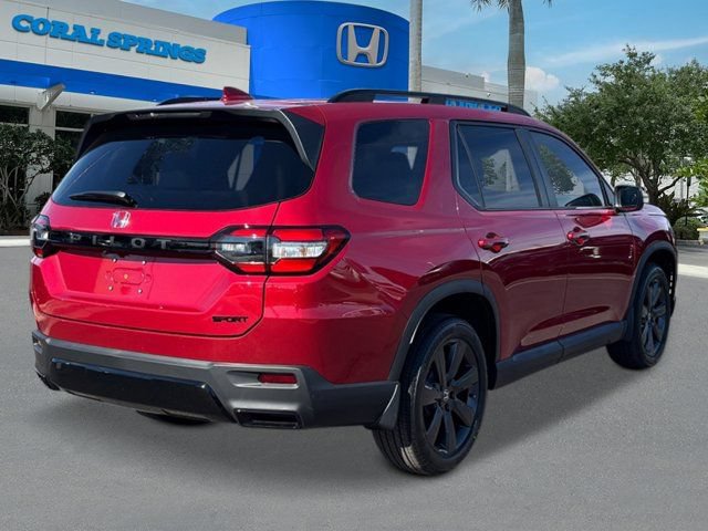 New 2026 Honda Pilot Sport image 3