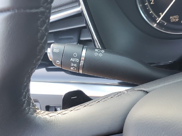 Certified 2025 Cadillac XT6 Luxury AWD/4WD image 19