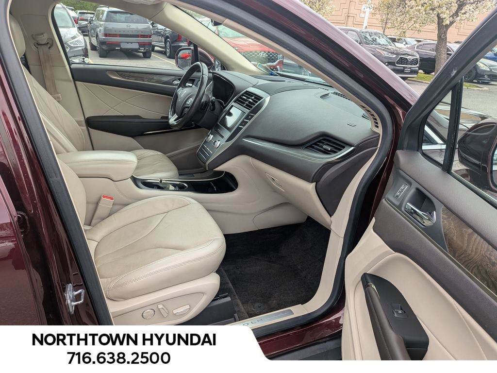 Used 2018 Lincoln MKC Reserve w/ Lincoln MKC Climate Package AWD/4WD image 36
