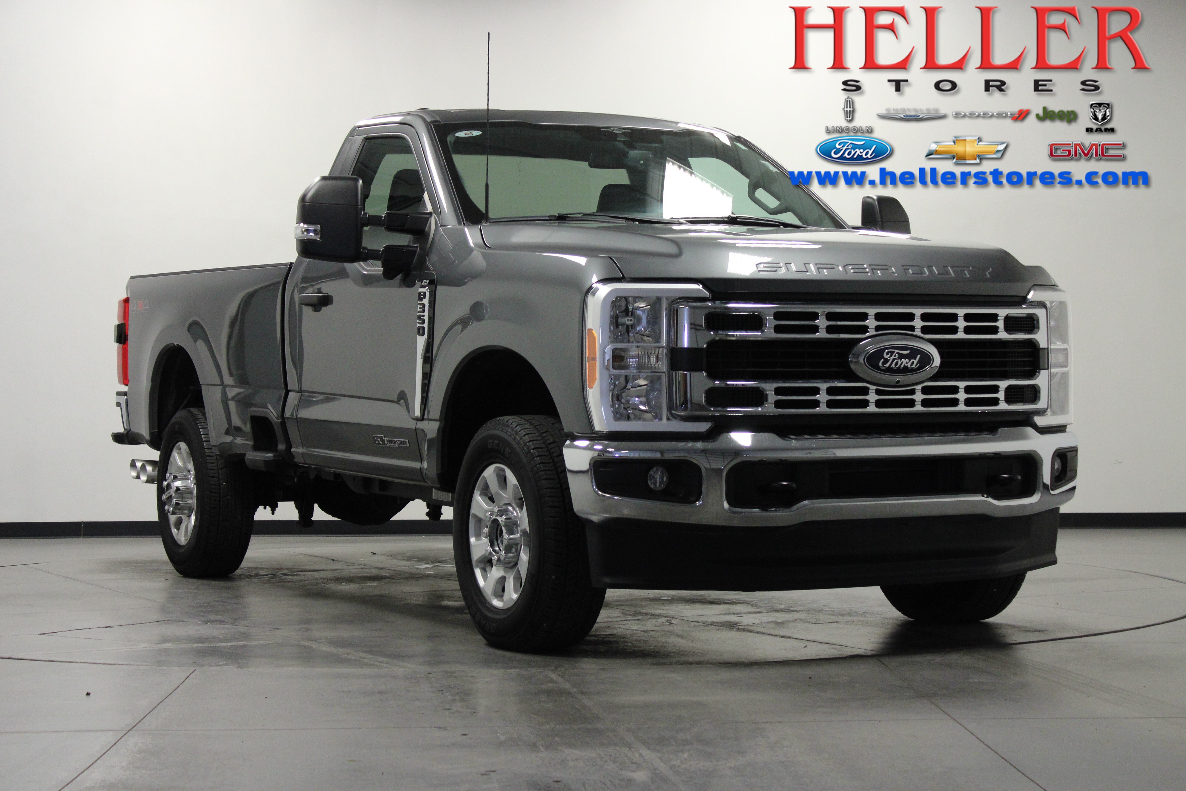 Used 2023 Ford F350 4x4 Regular Cab Super Duty image 1