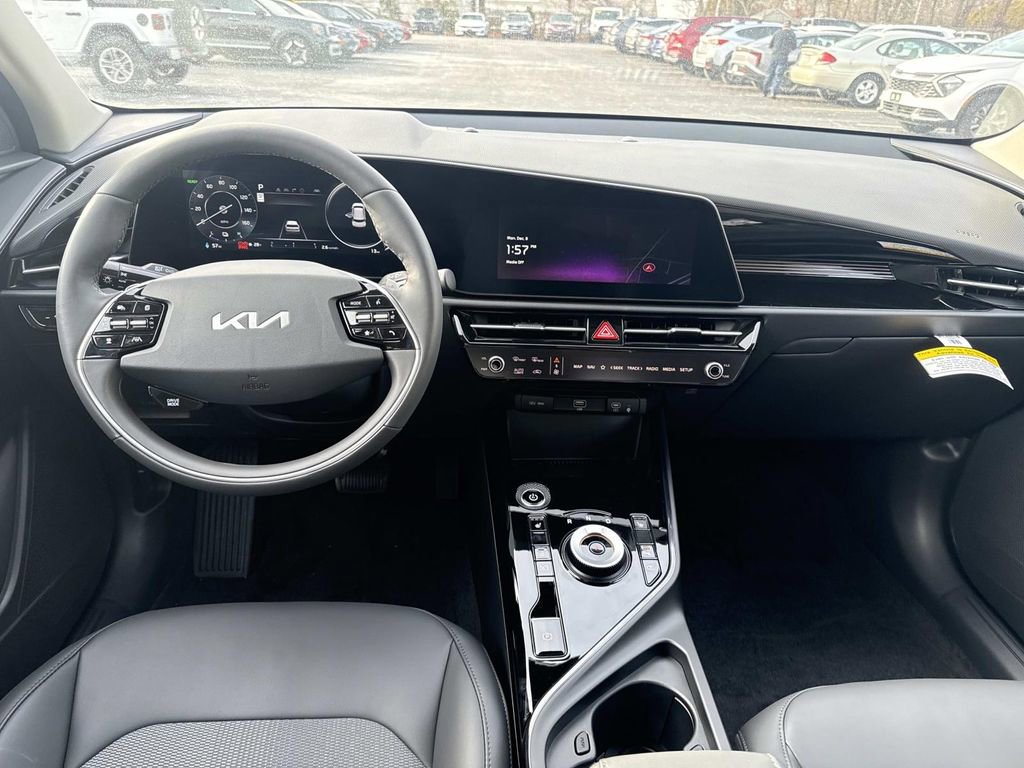 New 2025 Kia Niro Wind w/ Wind Preserve Package image 6