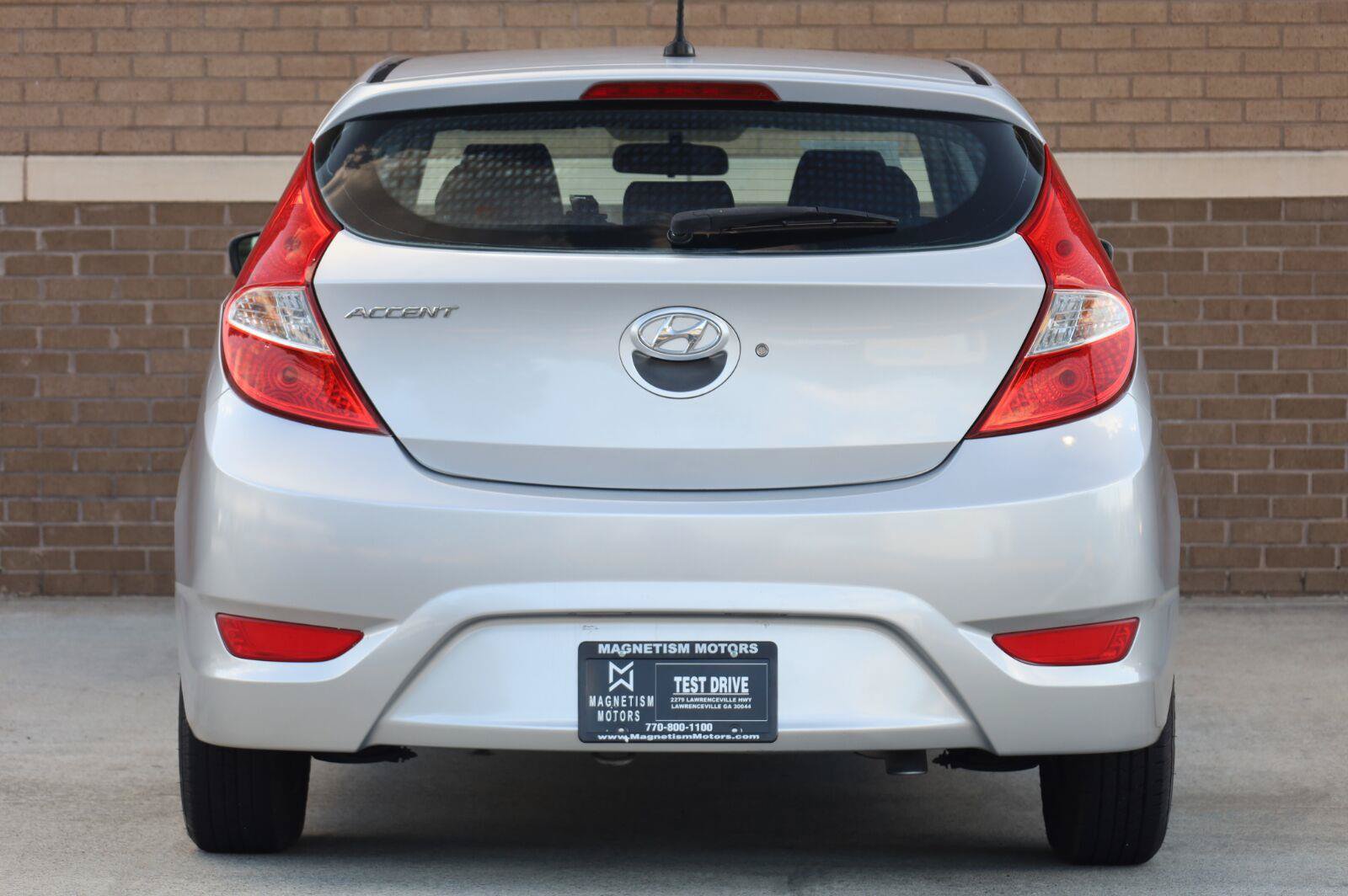 Used 2013 Hyundai Accent GS FWD image 10