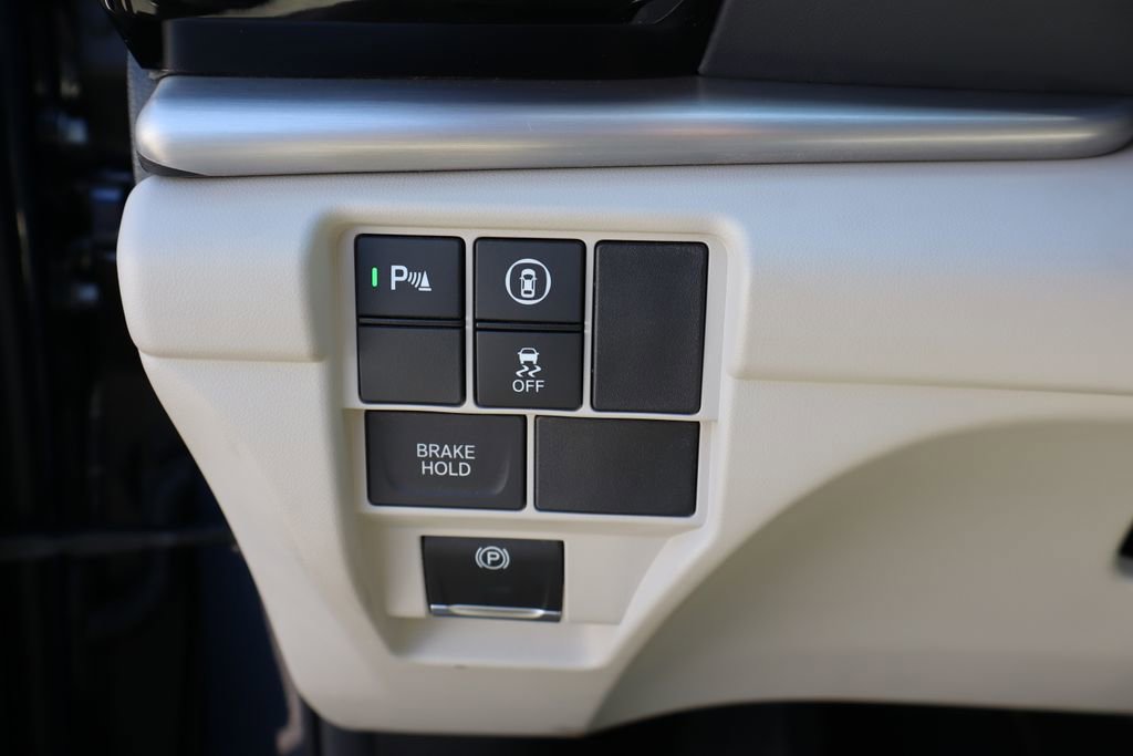 Used 2025 Acura RDX SH-AWD w/ Technology Package image 13