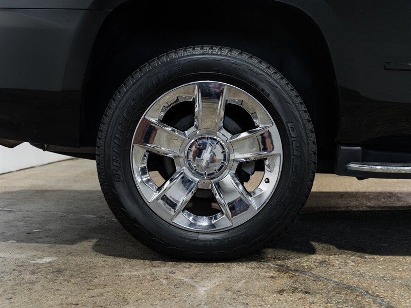 Used 2017 Chevrolet Tahoe Premier AWD/4WD image 12