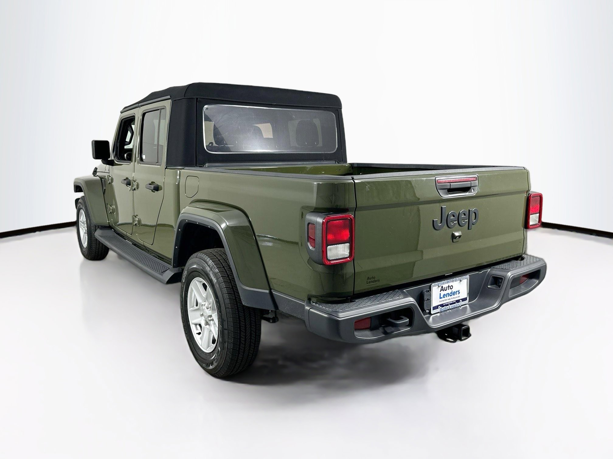 Used 2023 Jeep Gladiator Sport AWD/4WD image 7