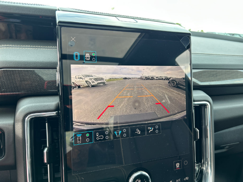 New 2026 GMC Yukon XL Elevation AWD/4WD image 26