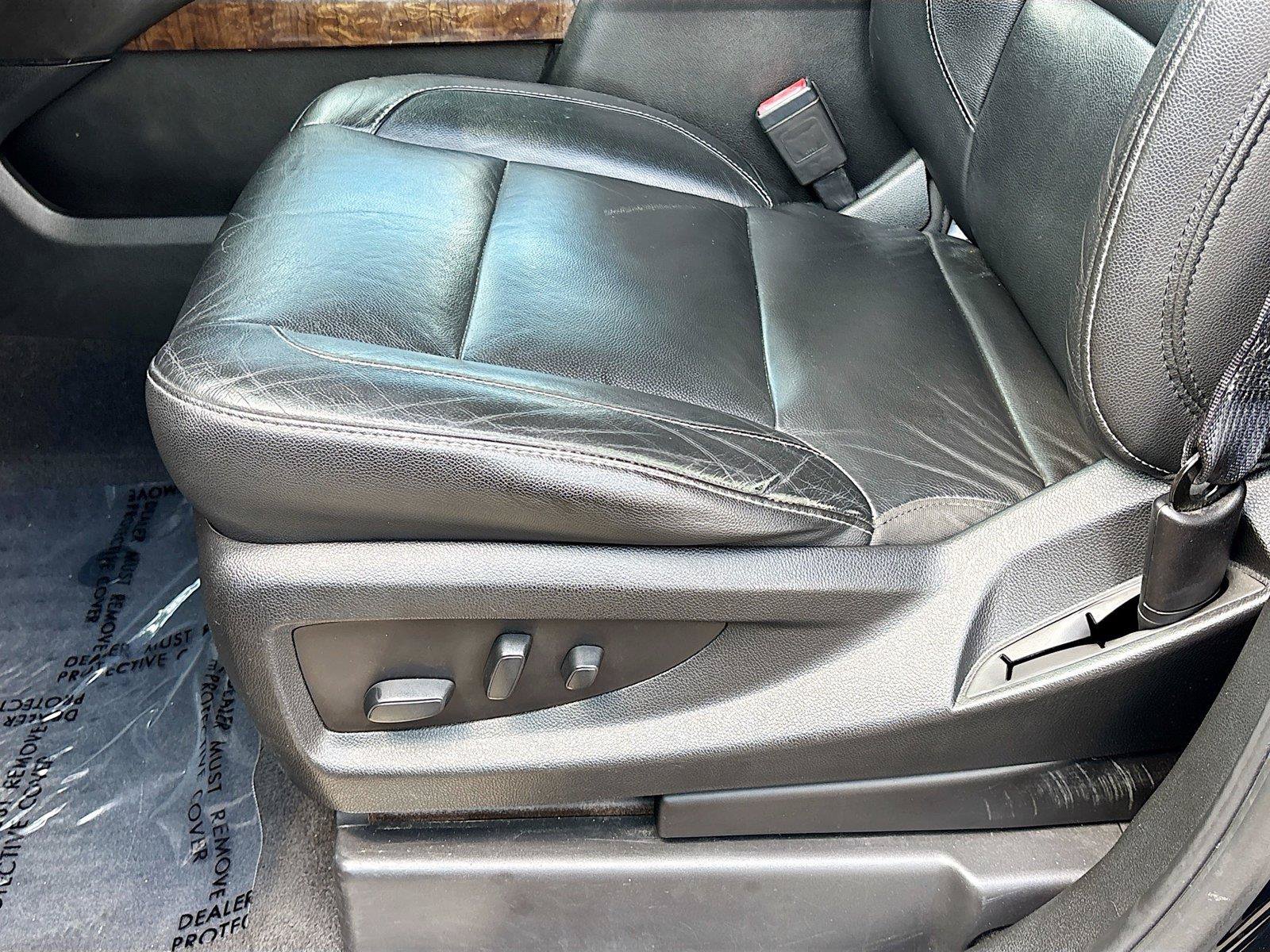 Used 2020 Chevrolet Suburban LT RWD image 20