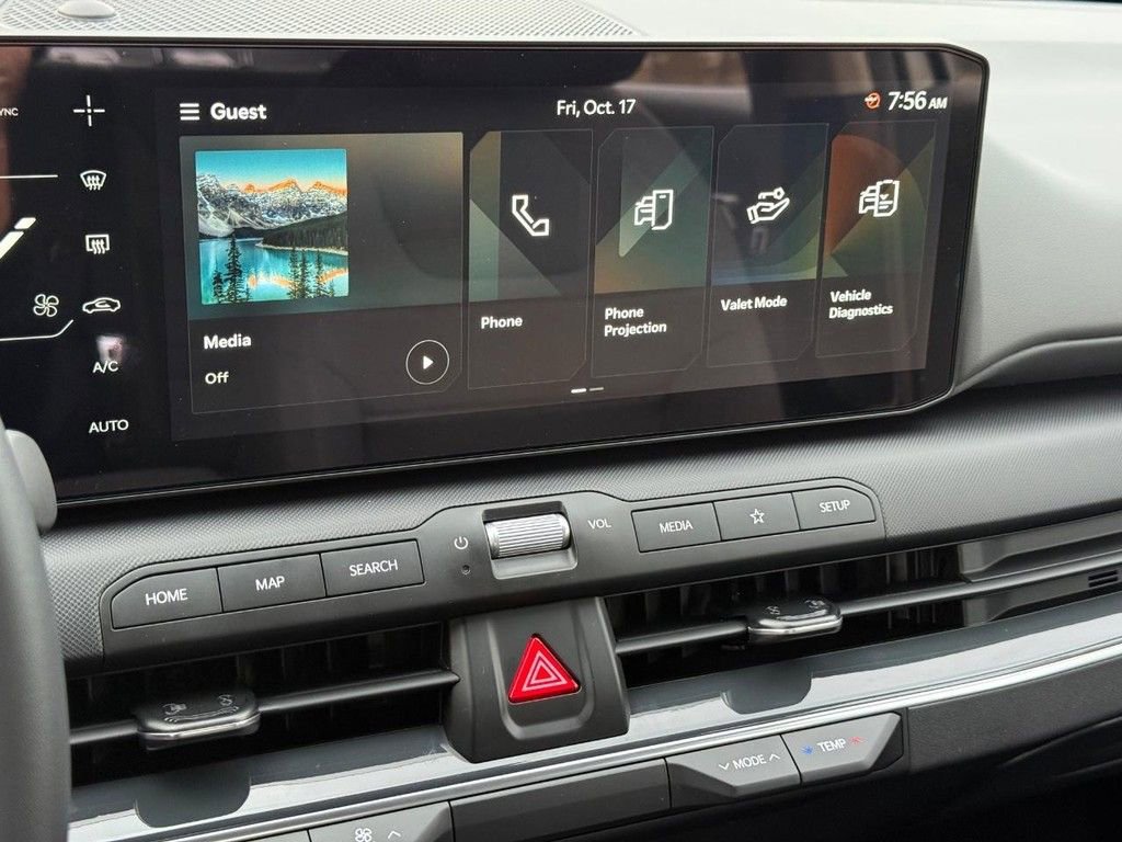 New 2025 Kia K4 EX image 10